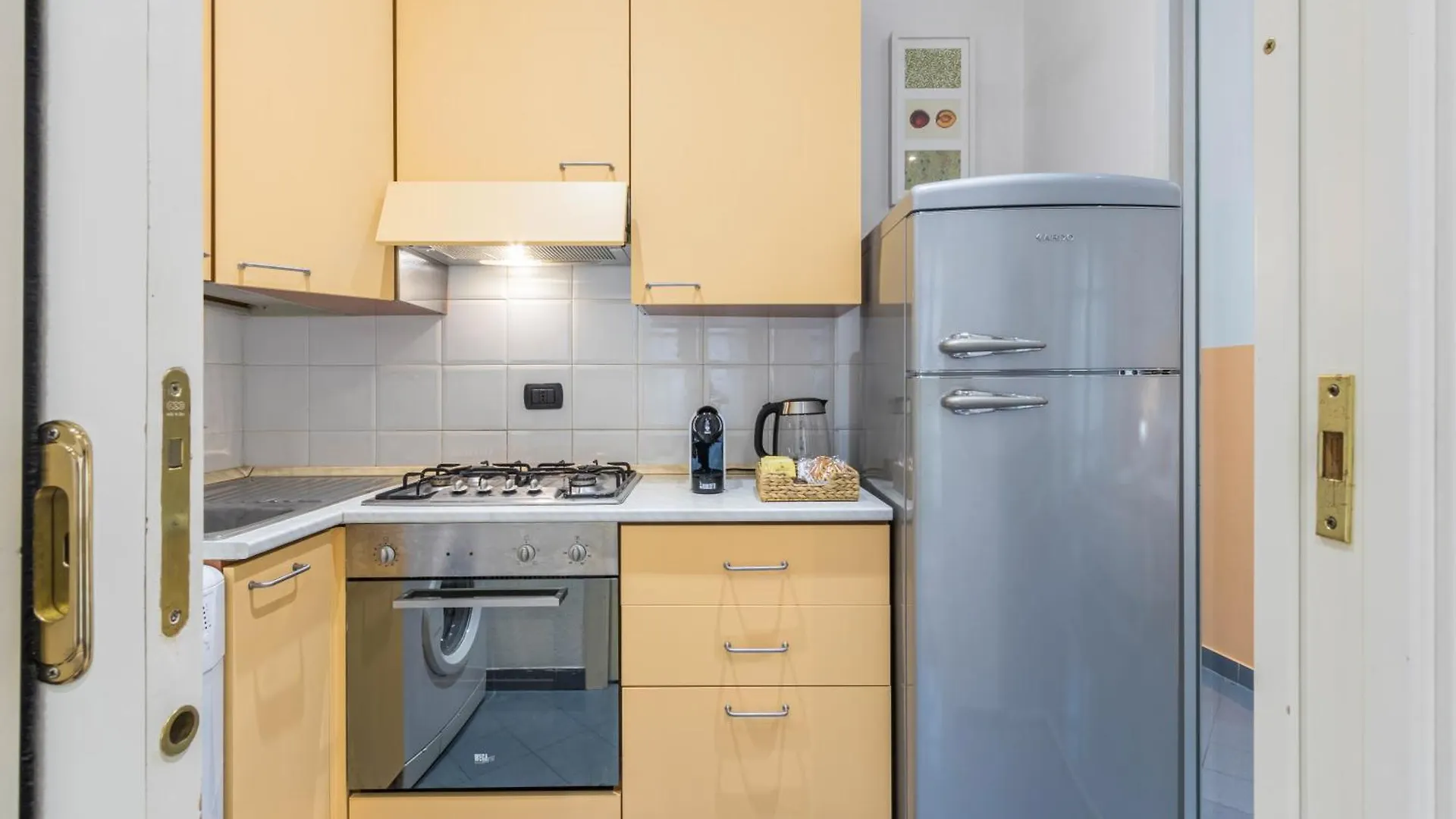 Vista Duomo, 4 Persone, Wifi, Aria Condizionata, Smart Tv Apartment Parma 0*,  Italy